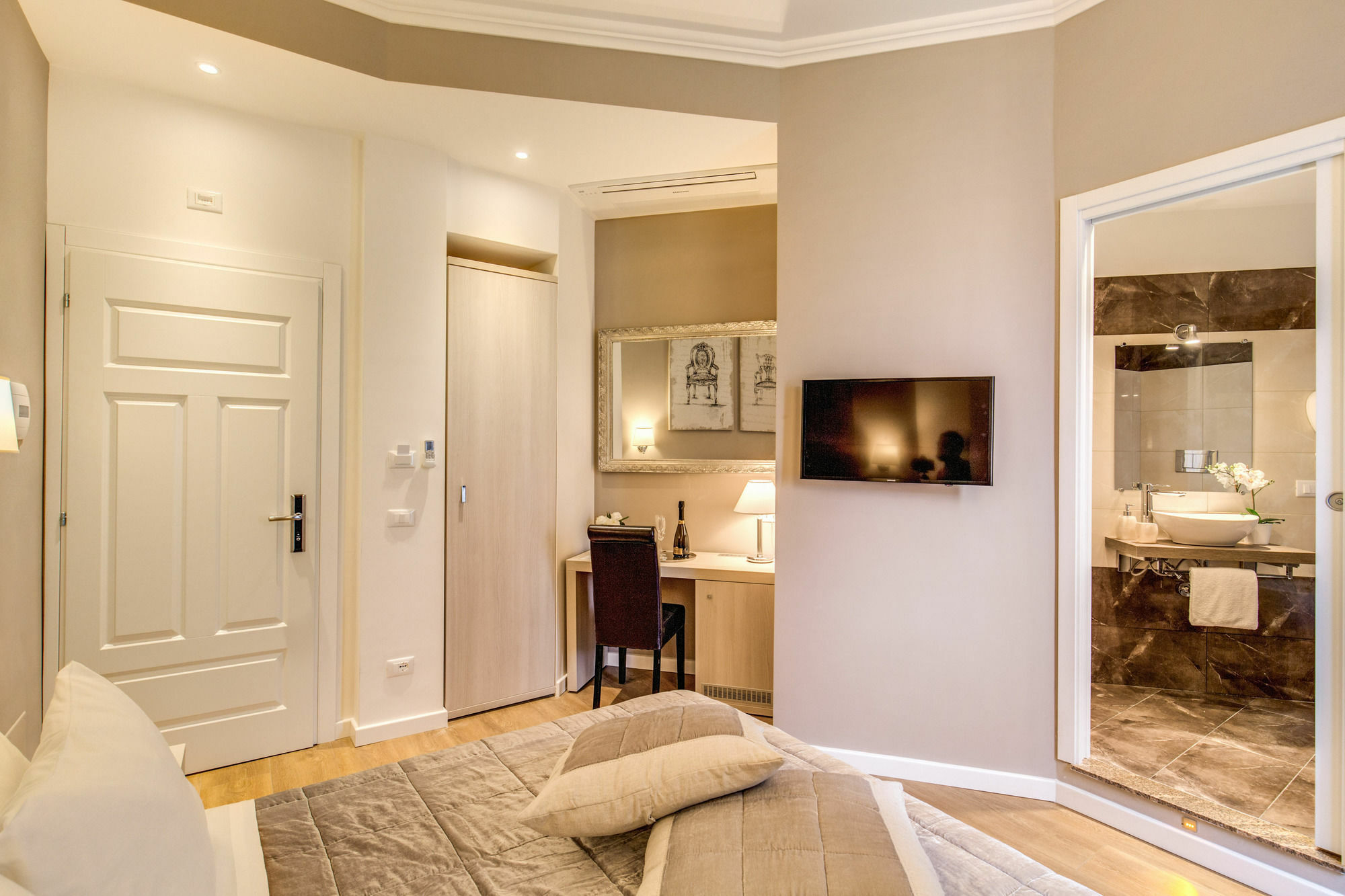 The Bridge Suites Рим Екстериор снимка