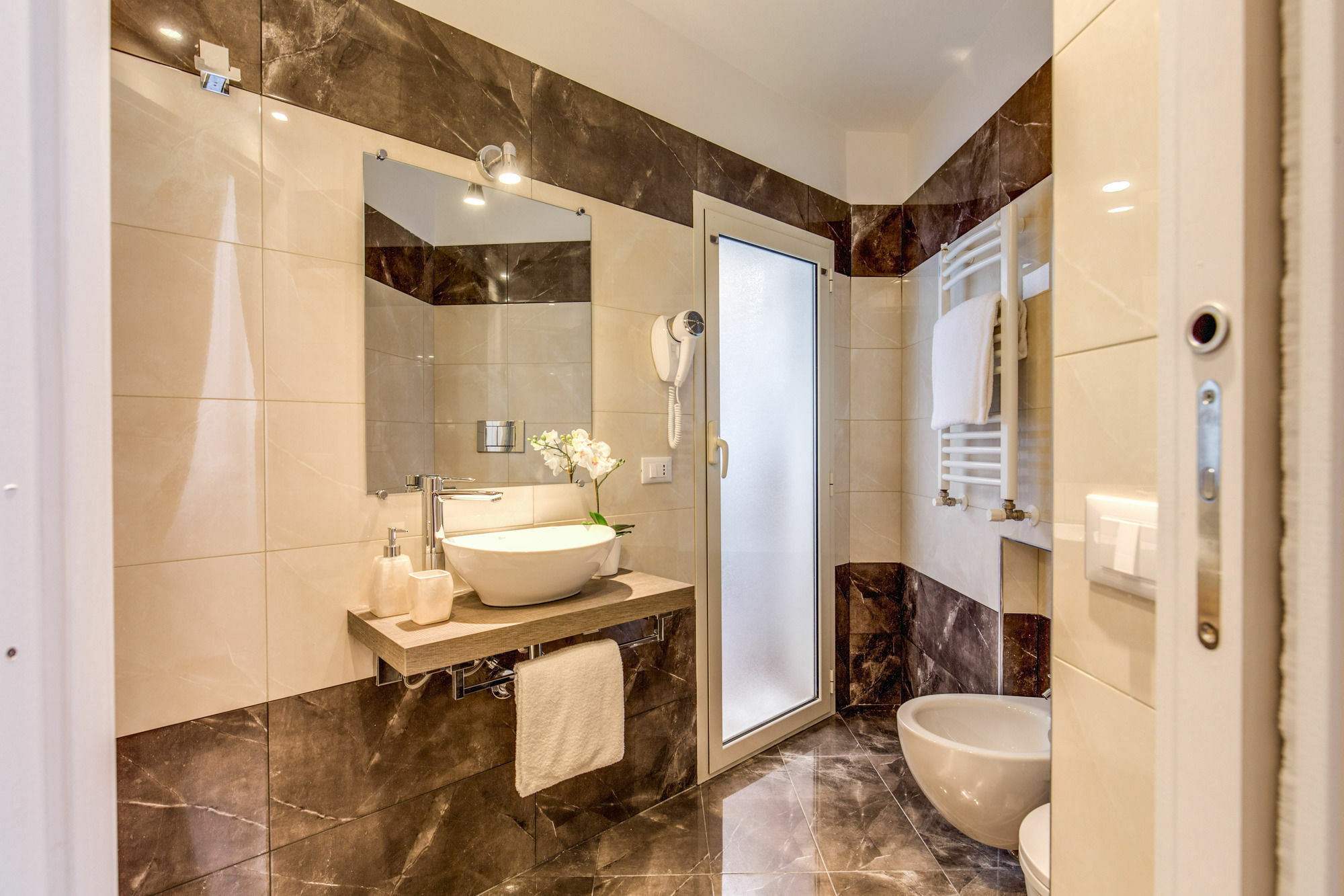 The Bridge Suites Рим Екстериор снимка